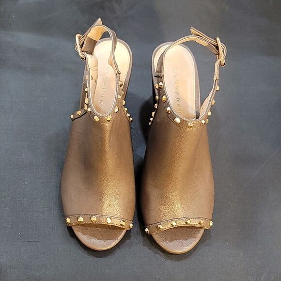 METAPHOR STUDDED SLINGBACK PEEP TOE BLOCK HEEL SANDAL - Picture 3 of 14